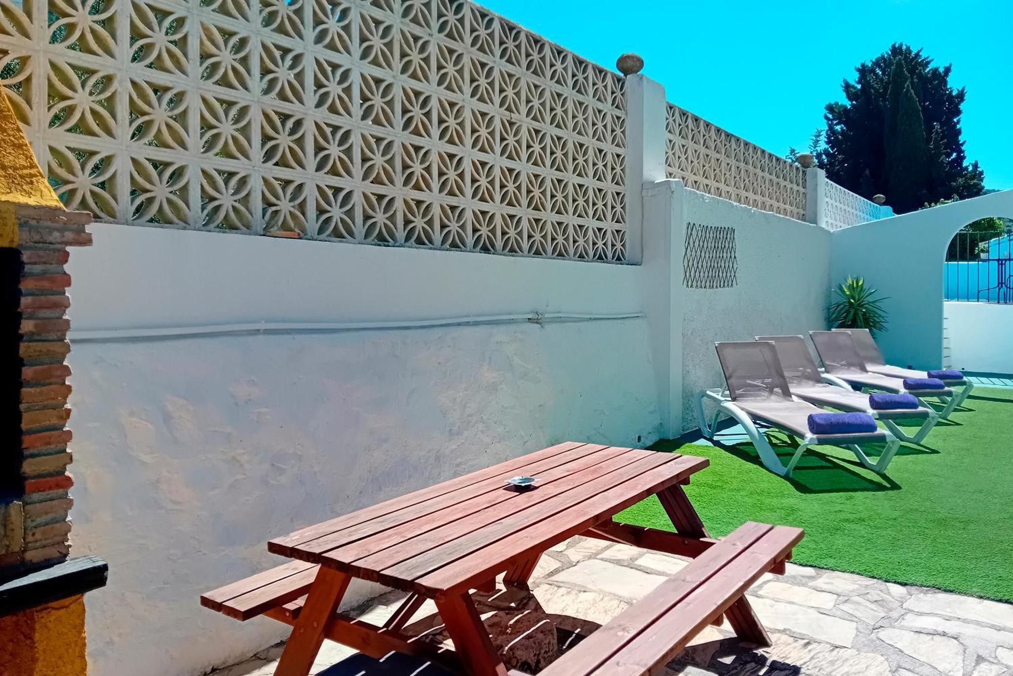 Casa Patio De Los Naranjos Piscina Privada Alcaucín Buitenkant foto